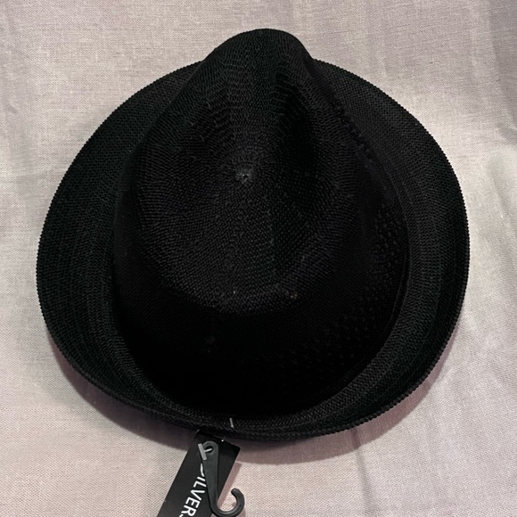 Men’s Black Leisure Hat. - Picture 3 of 6